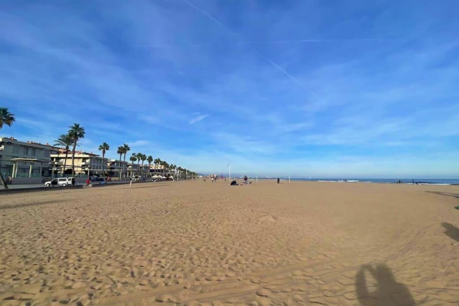 Apto. Luminoso Con Vistas En Playa De La Patacona Valencia Eksteriør billede