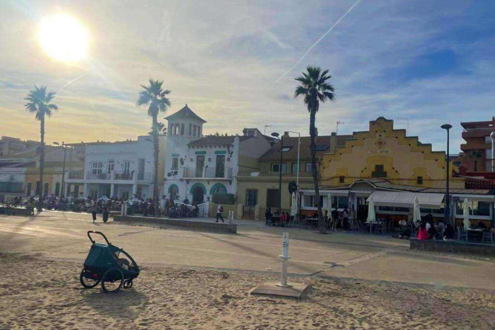 Apto. Luminoso Con Vistas En Playa De La Patacona Valencia Eksteriør billede